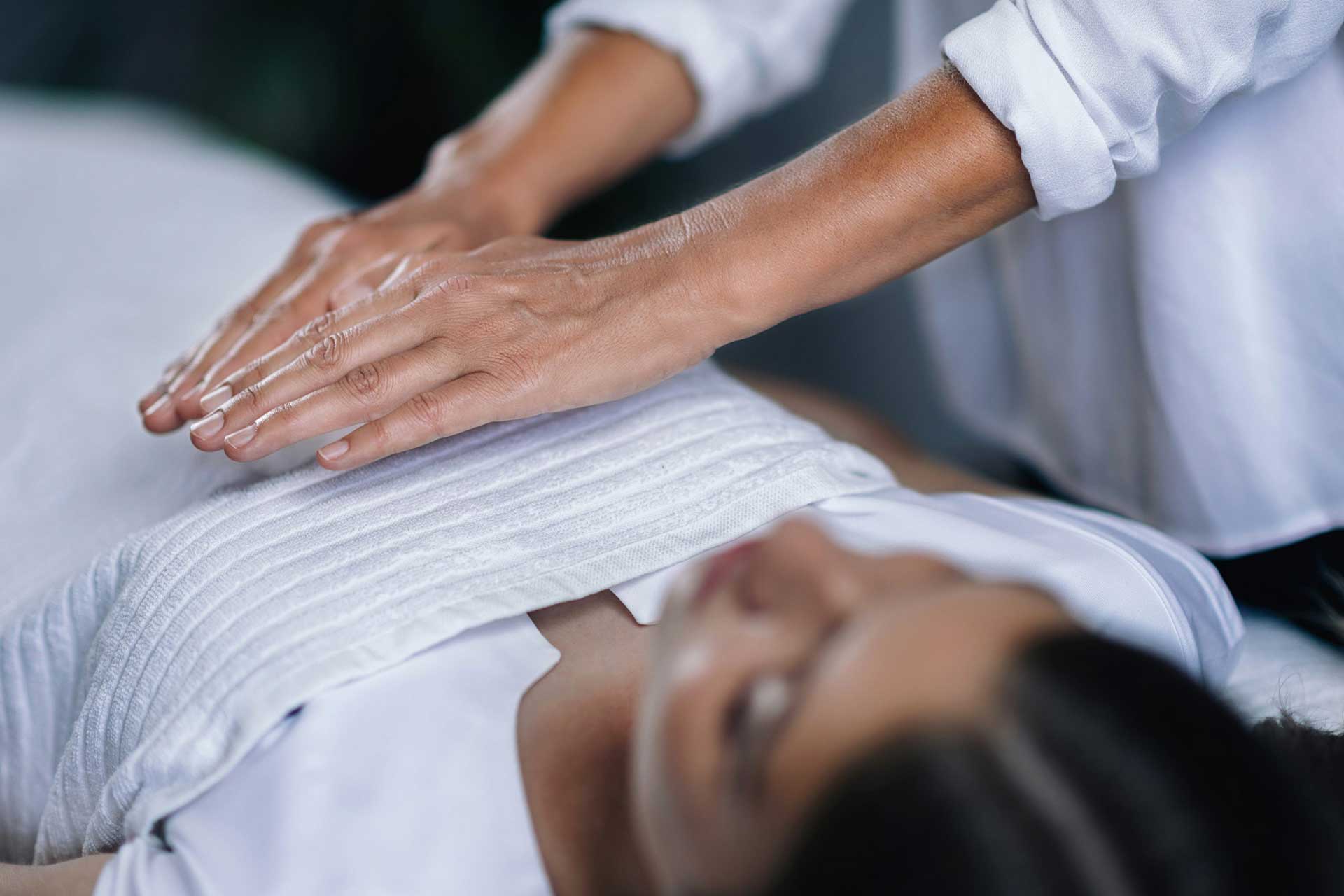 Reiki Healing with Gentle Hands